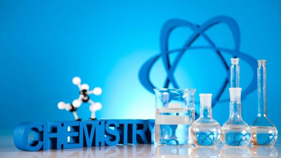 Nomenclatura in Chimica differenze tra Tradizionale e IUPAC