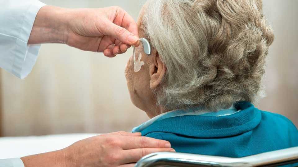 Tecnico audioprotesista guida alla professione