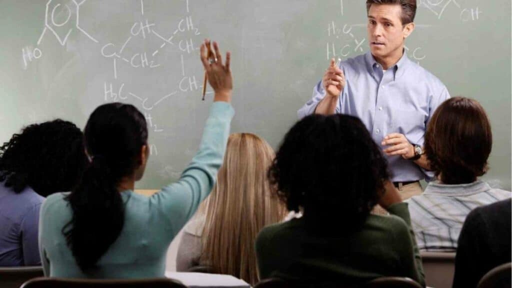 facoltà Scienze Formazione primaria - informazioni e risorse utili