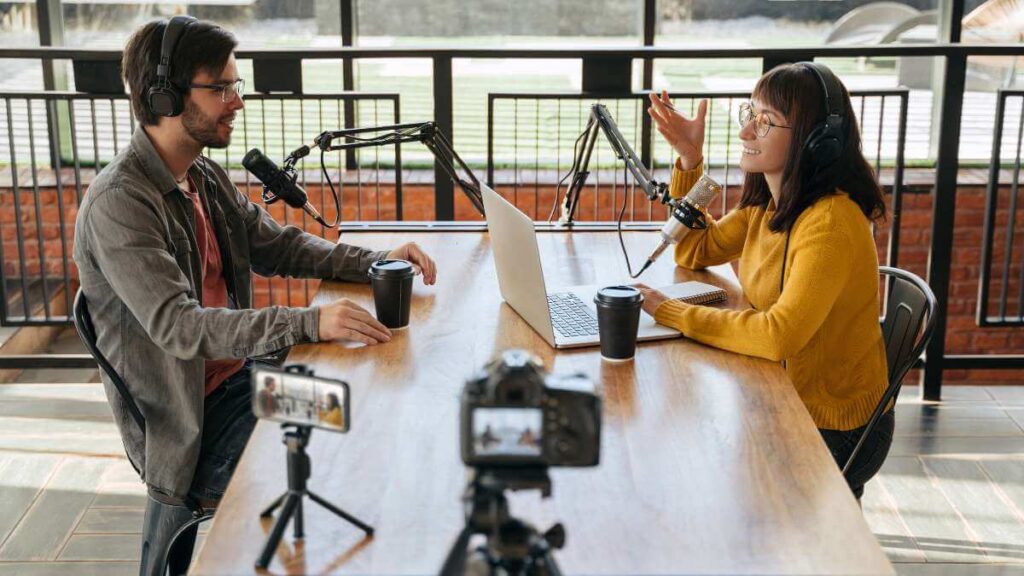 Vodcast e podcast - differenze, utilizzi e quale scegliere nel 2026