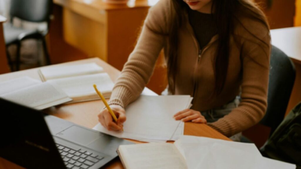 Come organizzare l'iscrizione all'università - la pianificazione a ritroso
